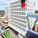 The Swinburne University of Technology / H2o architects - Facade, Cityscape
