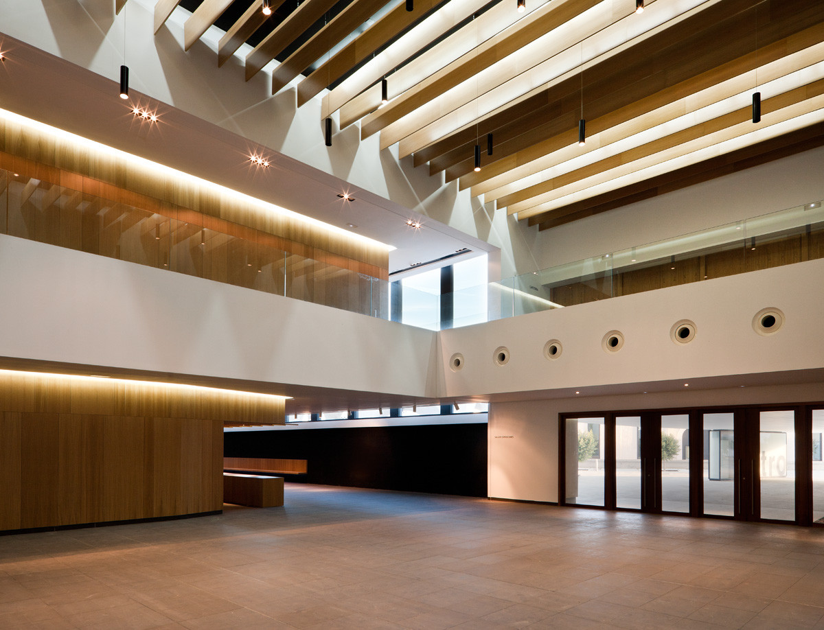 Gallery of Almonte Theatre in Huelva / Donaire Arquitectos - 3