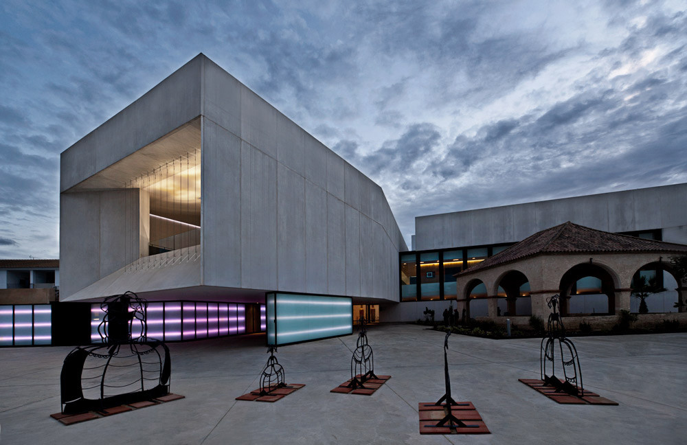 Gallery of Almonte Theatre in Huelva / Donaire Arquitectos - 23