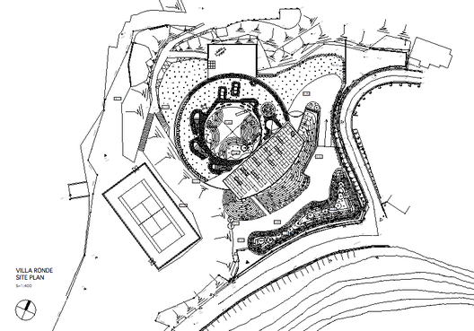 Villa Ronde / Ciel Rouge