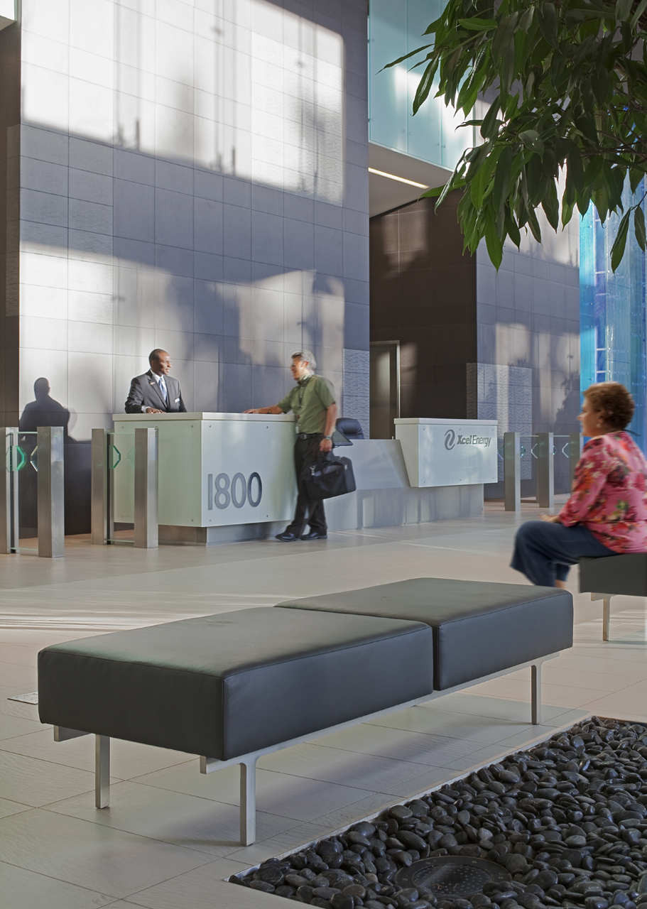 Rnl Design Gallery of 1800 Larimer / RNL Design - 4