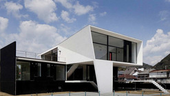 Point Perry House / Kei’ichi Irie + Power Unit Studio