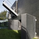 Safe House / KWK PROMES - Houses, Facade