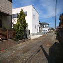 Duplex House in Hiratsuka / LEVEL Architects - Houses, Facade