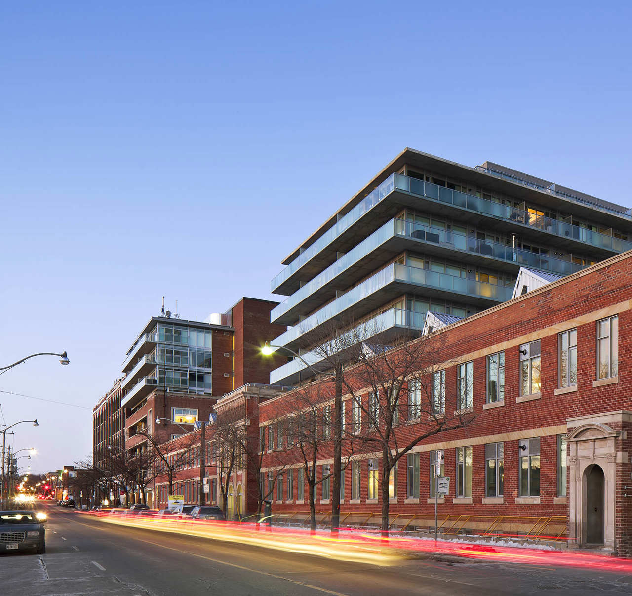 Gallery of The Printing Factory Lofts / Montgomery Sisam Architects 4