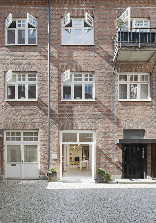 Gallery of Très Bien Shop / Arrhov Frick - 9