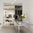 Très Bien Shop / Arrhov Frick - Showroom, Table
