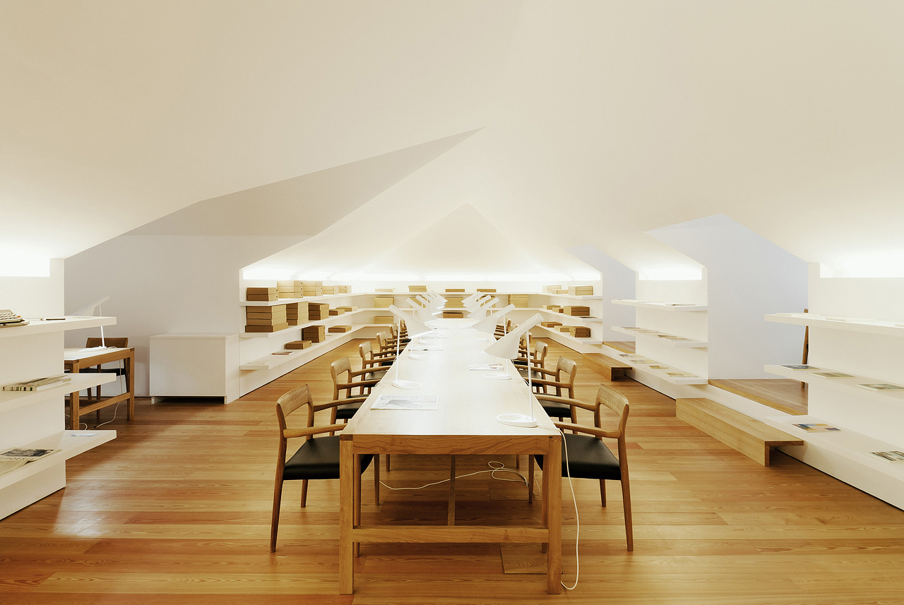 Gallery of Casa da Escrita / João Mendes Ribeiro - 6