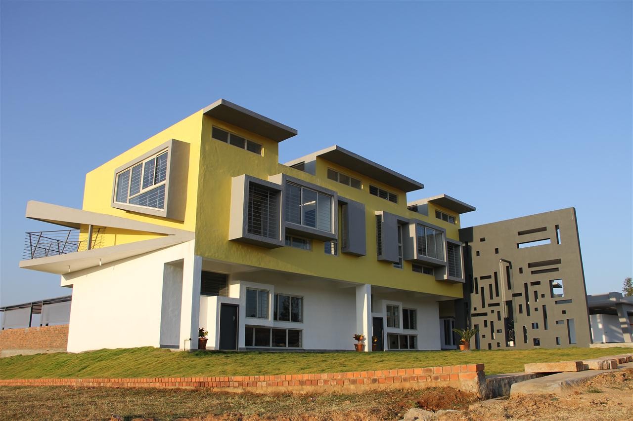 Gallery of The Summit / Studio Decode 6