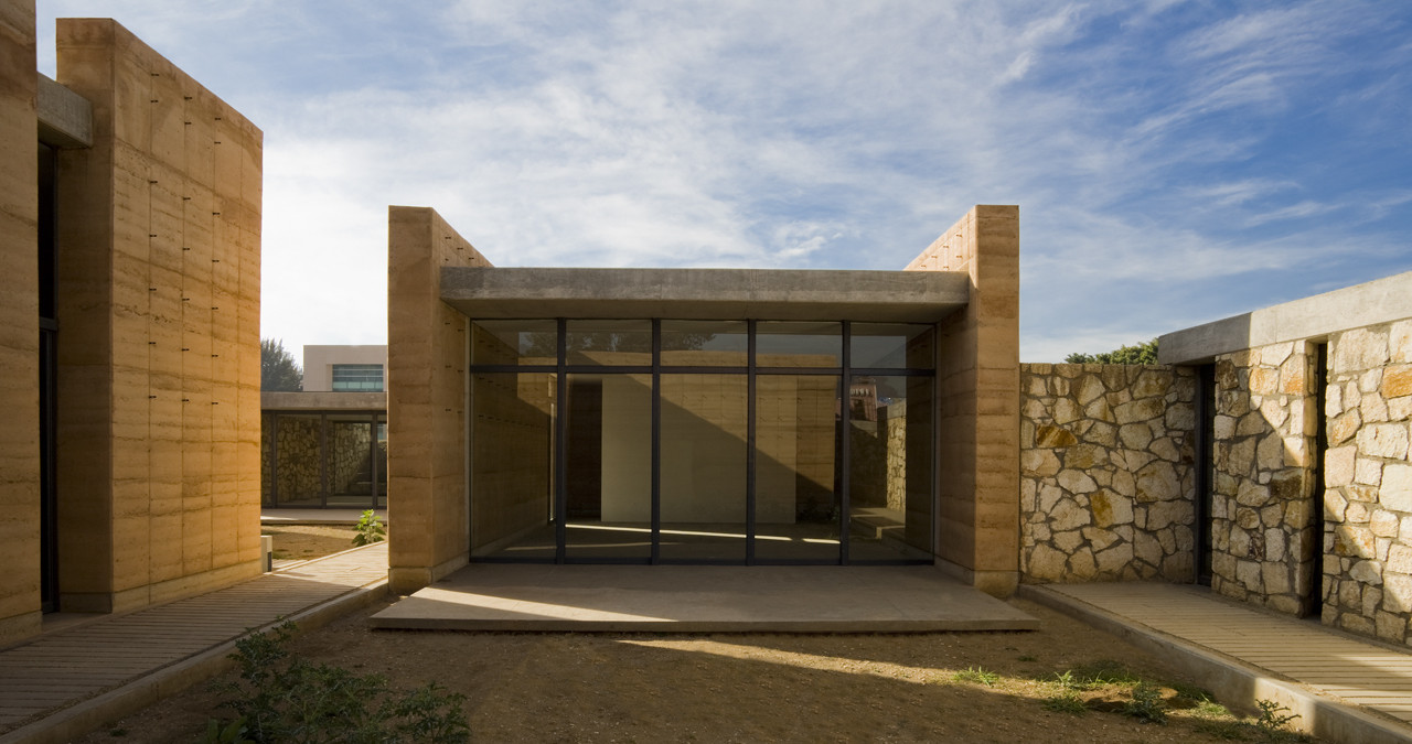 Gallery of The School of Visual Arts of Oaxaca / Taller de Arquitectura