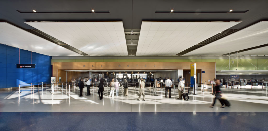 Gallery of Detroit Metropolitan Wayne County Airport, North Terminal