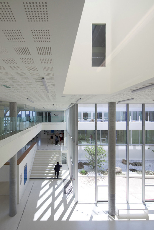 Gallery of Tribunal de commerce & conseil de prud’hommes / Ateliers 2/3