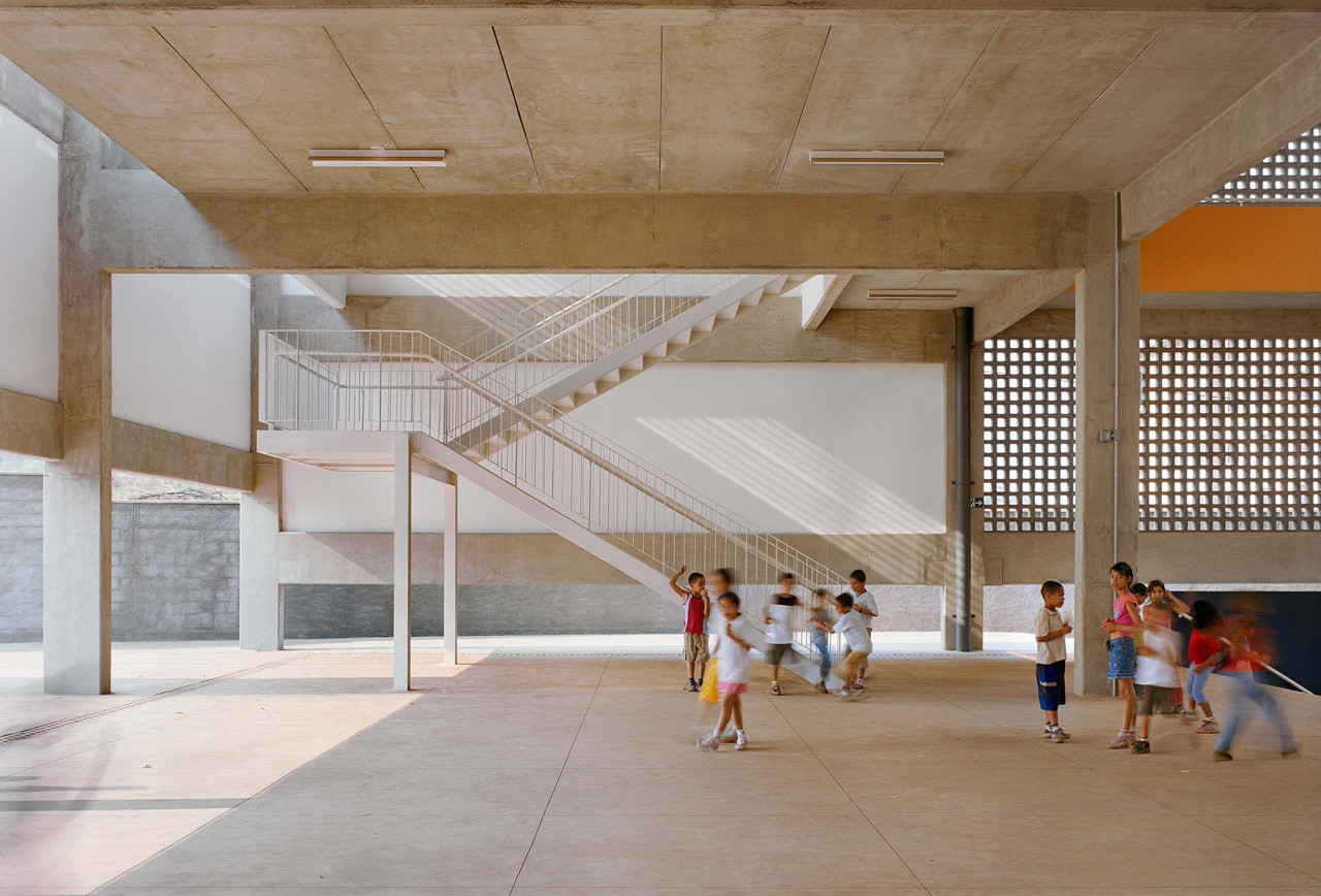 Galeria de Escola de Ensino Fundamental FDE Campinas F1 / MMBB ...
