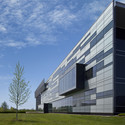 College of DuPage Technology Education Center / DeStefano Partners - Facade