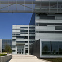 College of DuPage Technology Education Center / DeStefano Partners - Facade, Windows