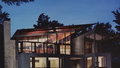 Lake House / Joseph N. Biondo