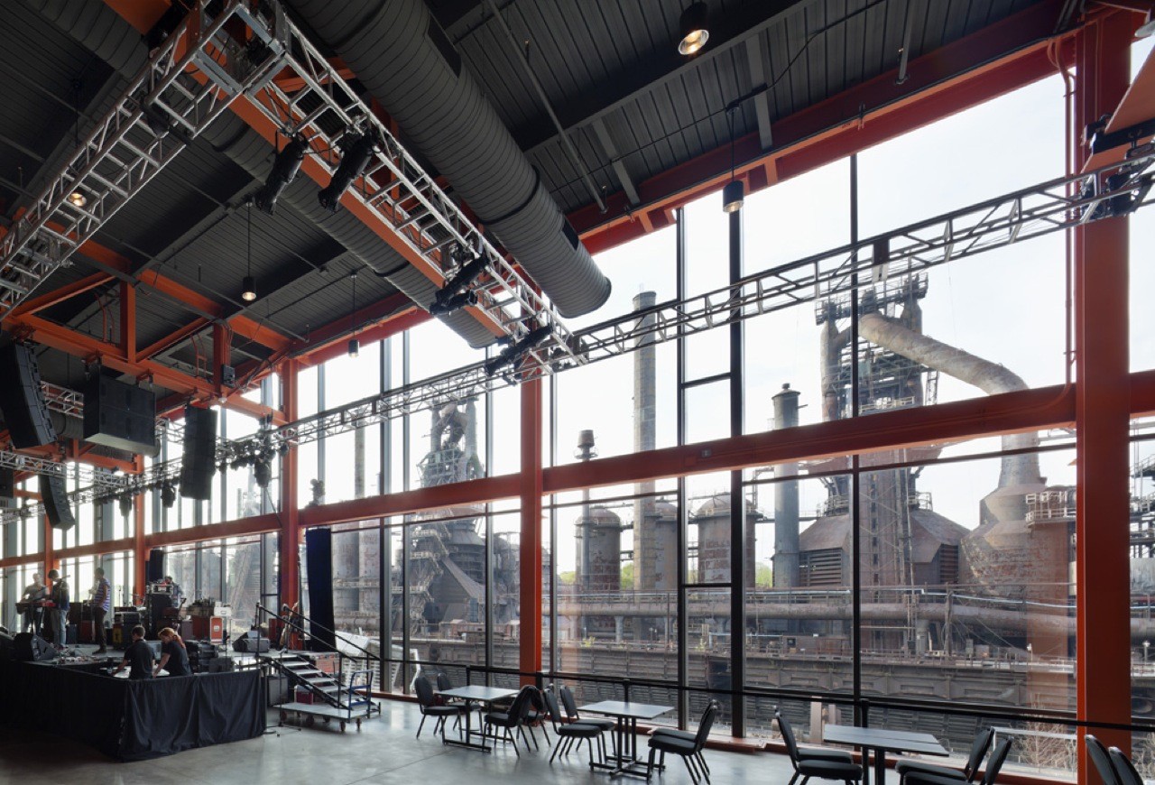 Galer a de centro artsquest en steelstacks spillman farmer architects