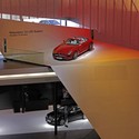 法兰克福的梅赛德斯-奔驰展厅 / Kauffmann Theilig & Partner - 展陈建筑