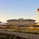Sacramento International Airport / Fentress Architects + Corgan  - Airport, Facade