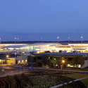 Sacramento International Airport / Fentress Architects + Corgan  - Airport, Cityscape