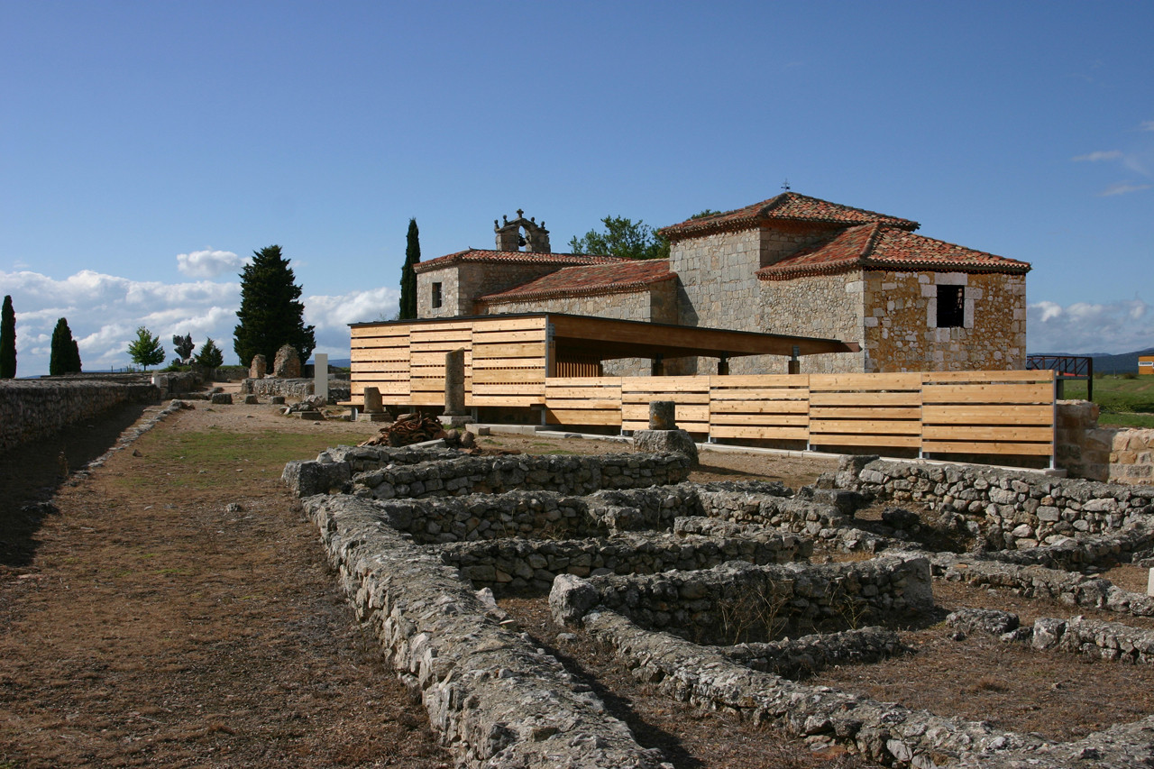 Gallery of Adequacy of Archaeological Site Structure / a3gm - 20