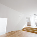 House Folded / Alphaville Architects - 独立住宅