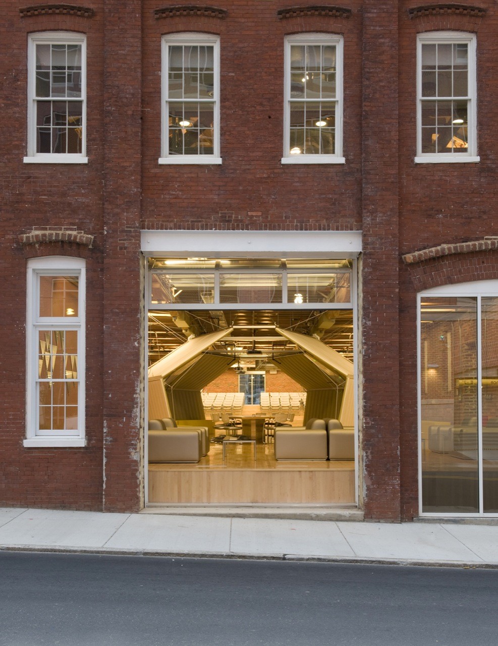 Gallery of VCU Adcenter (Brandcenter) / Clive Wilkinson Architects - 3