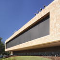 Palhano Ecomarket / Studio Guilherme Torres - Facade, Windows
