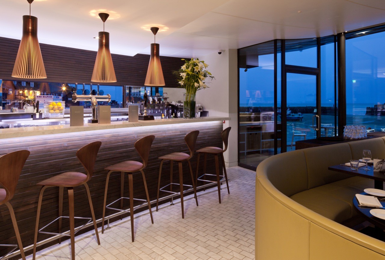 Gallery of Rocksalt Seafood Restaurant / Guy Hollaway Architects 14