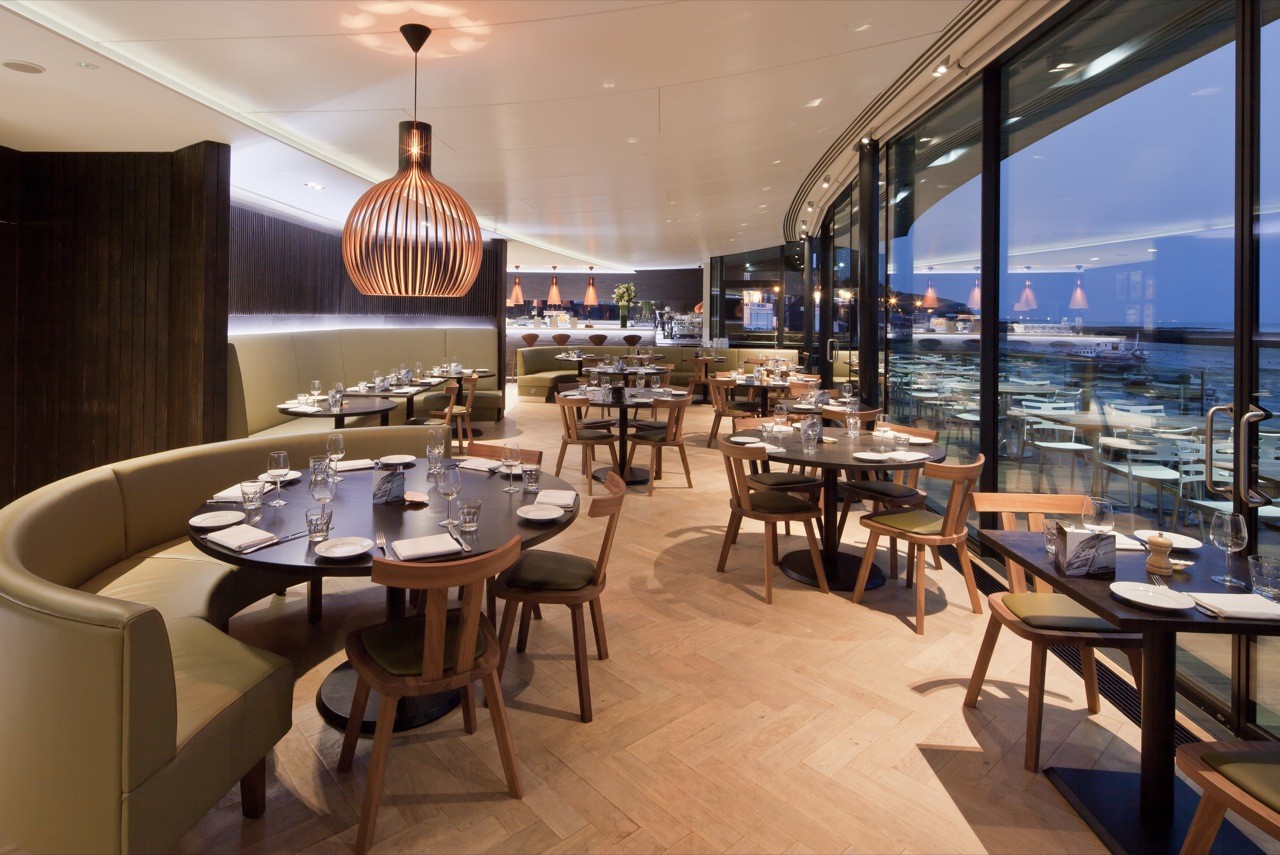 Gallery of Rocksalt Seafood Restaurant / Guy Hollaway Architects 13