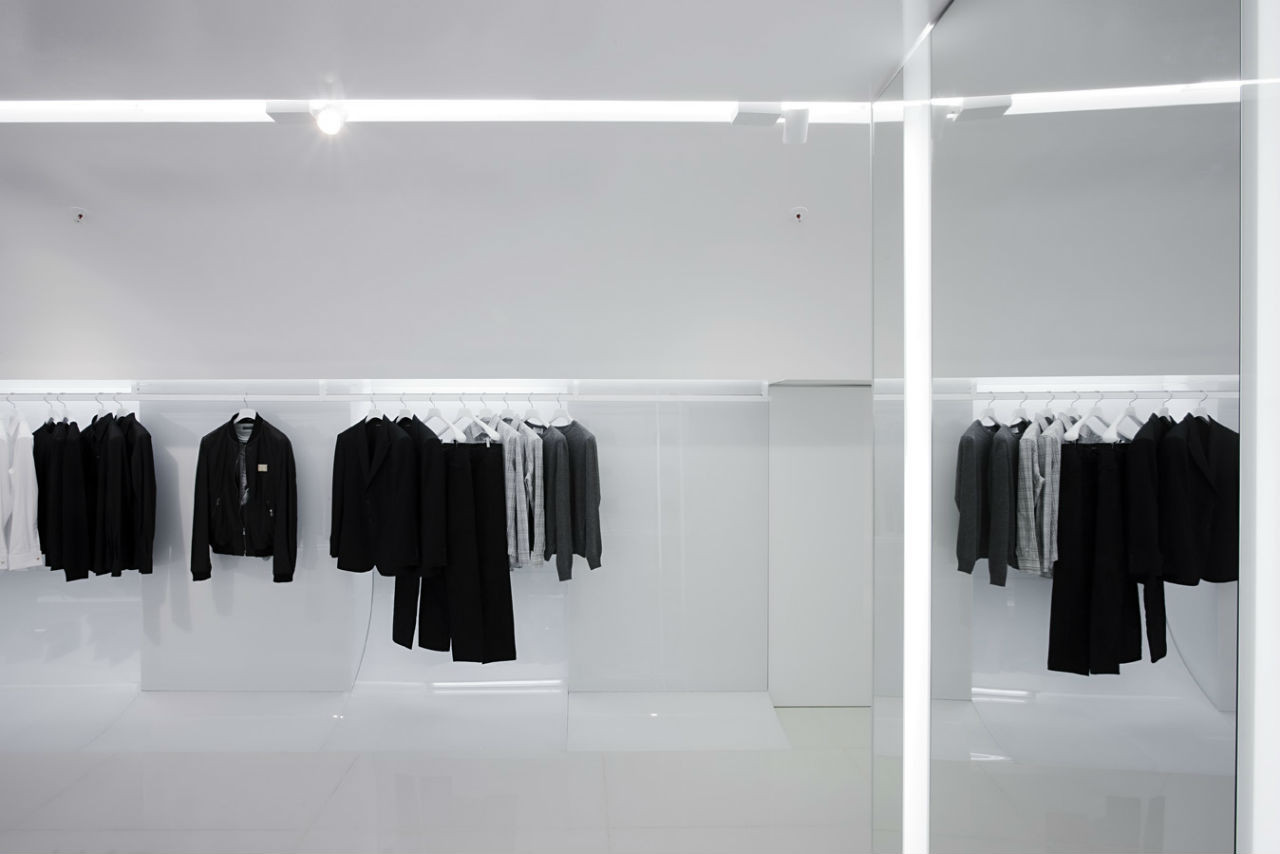 Gallery of Capsula Multibrand Store / GöSKE PROJECT - 14