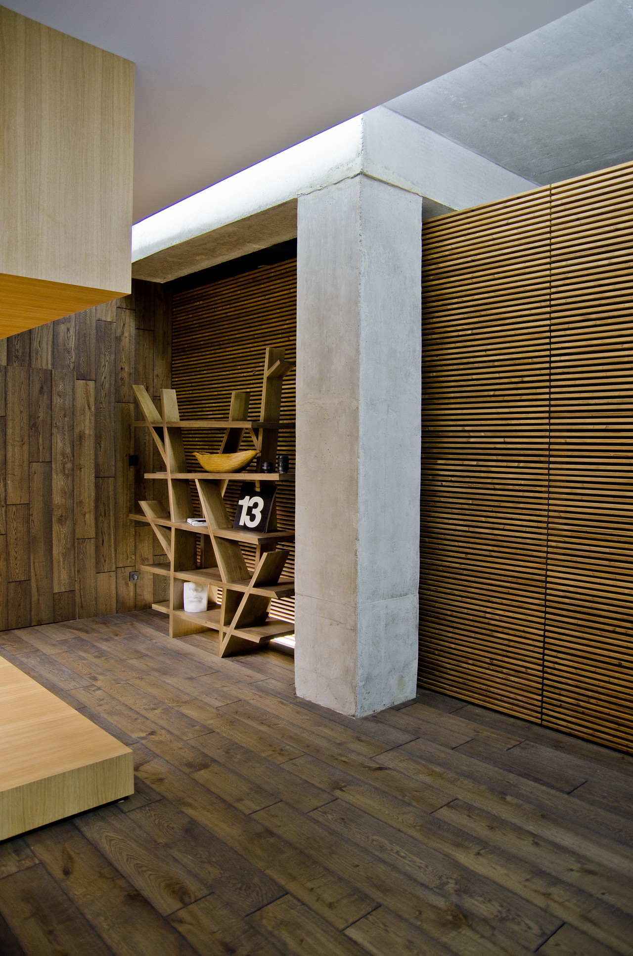 Gallery of Loft Apartment / 2b Group - 12