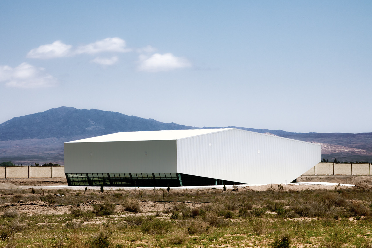 Gallery of Noor-e-Mobin Sports Hall / FEA Studio - 7