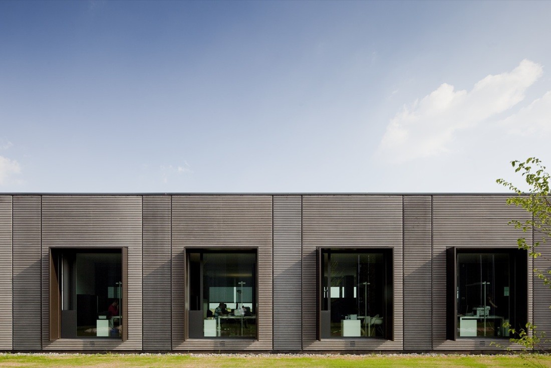 Gallery of New Headquarters and Production of Pratic / GEZA - 10