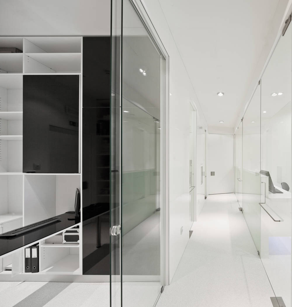 Gallery of Dental Clinic in Lisbon / Pedra Silva Architects 12