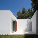 House of Agostos / Pedro Domingos Arquitectos - Houses, Facade, Door