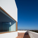House in Mexilhoeira-Grande / Marco Arraiolos - Houses, Deck, Facade, Handrail
