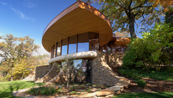 Chenequa Residence / Robert Harvey Oshatz Architect