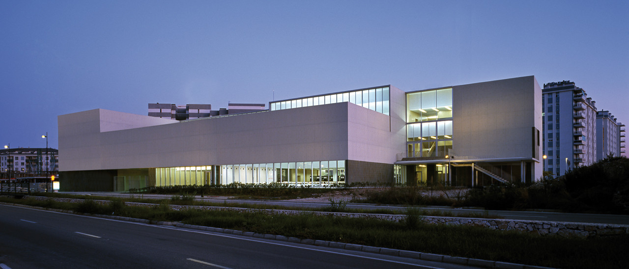 Library and Document Center / Peñín Architects, © Diego Opazo