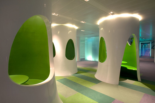 彭博社 / Jump Studios