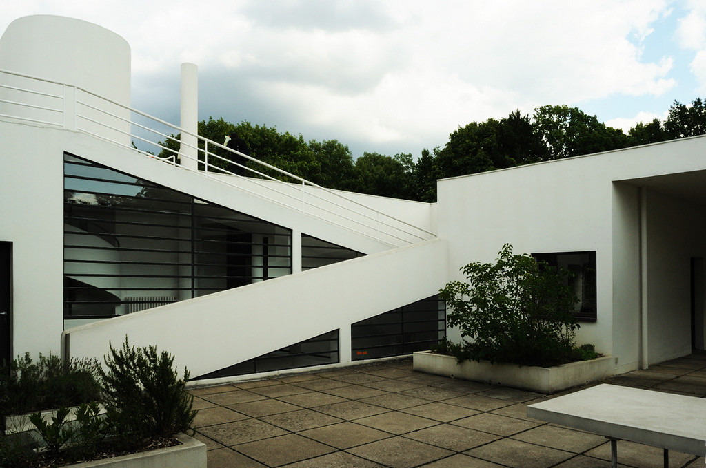 Gallery of AD Classics: Villa Savoye / Le Corbusier - 4