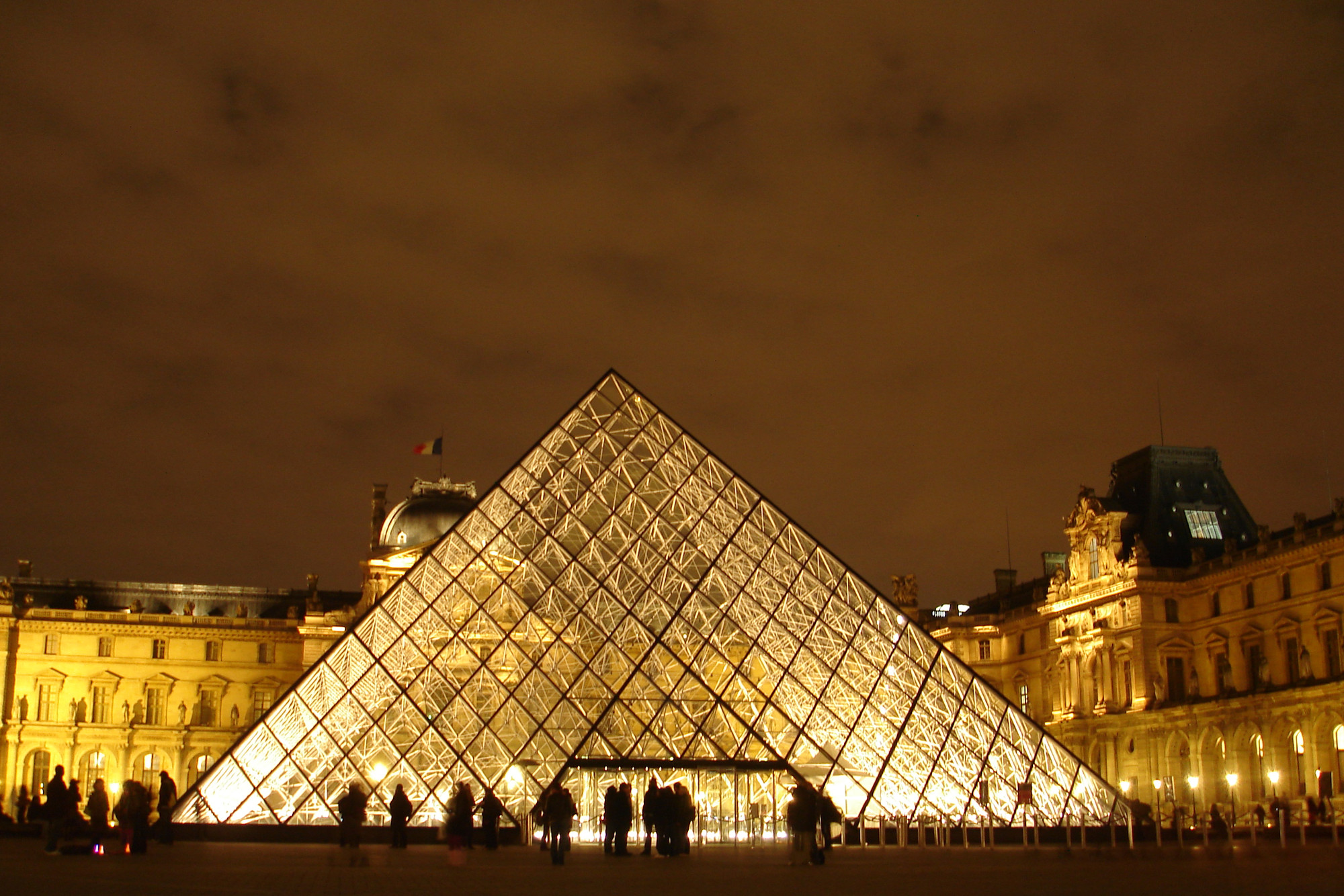 Galeria De Cl ssicos Da Arquitetura Pir mides Do Louvre I M Pei 4 Galeria De Cl ssicos Da Arquitetura Pir mides Do Louvre I M Pei 4