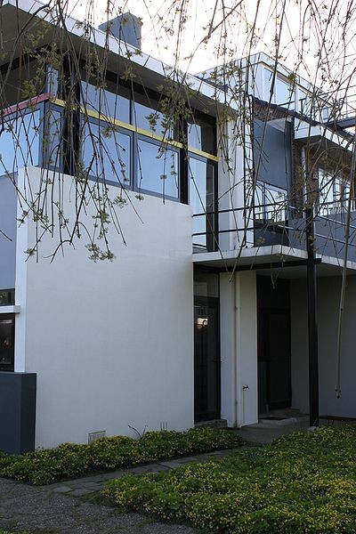 Gallery of AD Classics: Rietveld Schroder House / Gerrit Rietveld - 21