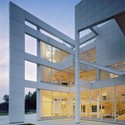 AD Classics: The Atheneum / Richard Meier & Partners - Facade