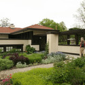 AD Classics: Westcott House / Frank Lloyd Wright - Windows, Garden, Courtyard