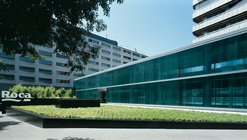 巴塞罗那 Roca 美术馆 / OAB