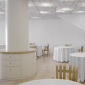 Restaurante Nerua / ACXT - Renovación, Mesas, Iluminación, Sillas