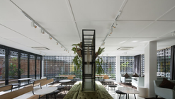 Skyve Bistro / FARM Architect