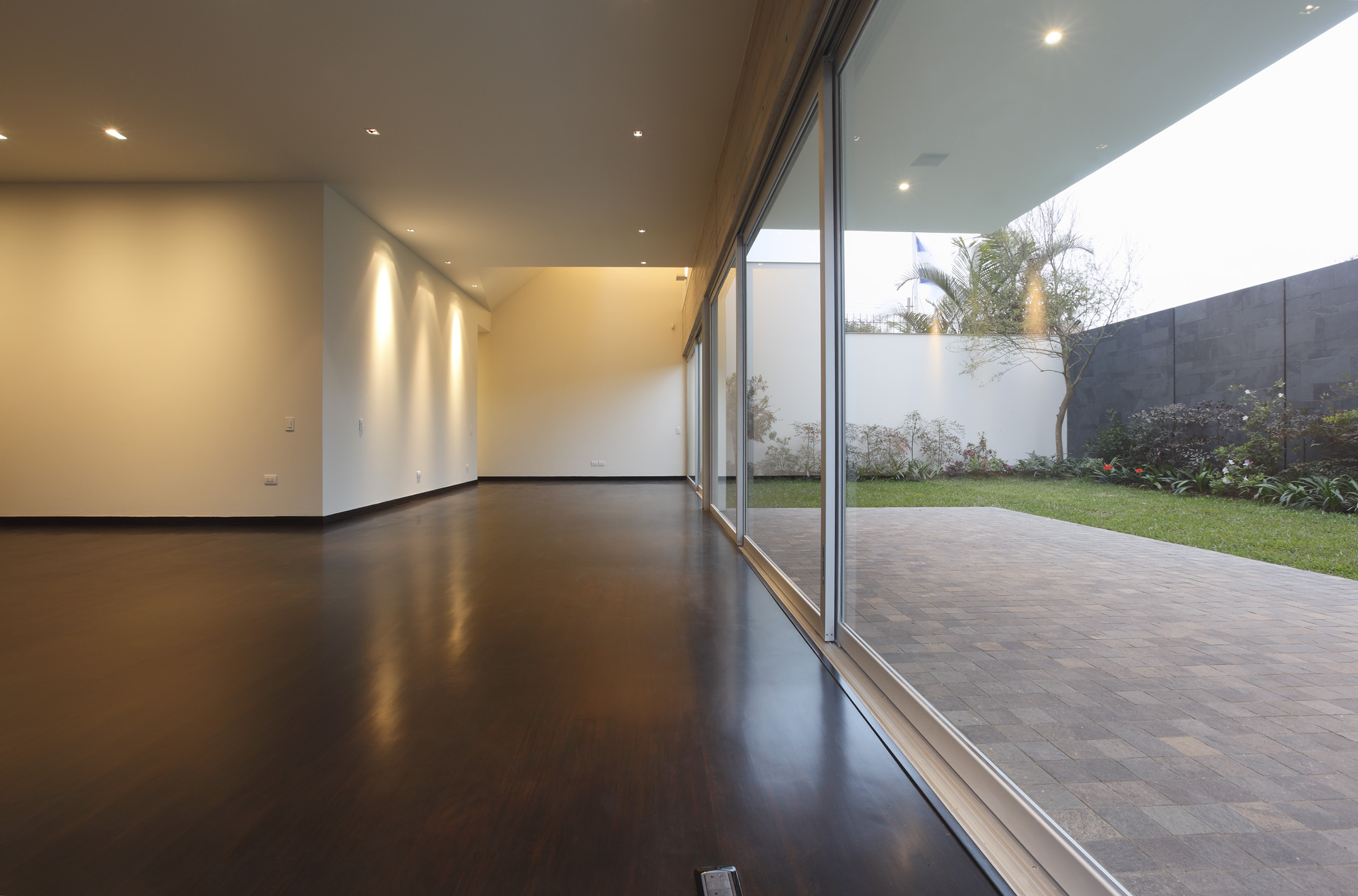 Courtesy of Llosa Cortegana Arquitectos