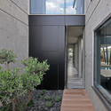 House 0605 / Simpraxis Architects - Houses, Garden, Facade, Door, Handrail, Stairs